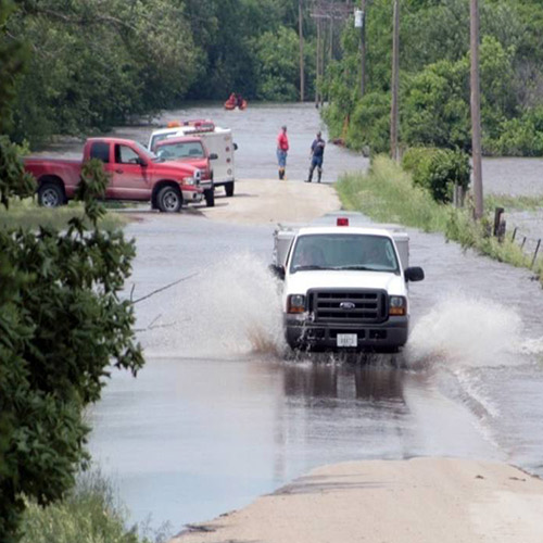 How to Get or Give Help During a Flood Emergency